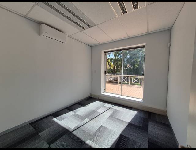 321M² OFFICE TO LET IN SANDTON CENTRAL